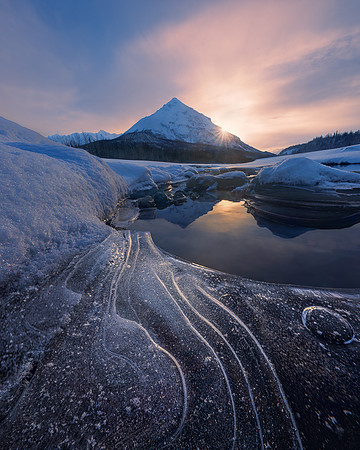 Solofuns Ice Lines to wards mountain